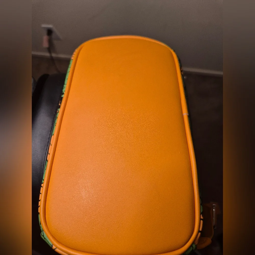 Loungefly Peanuts Snoopy Halloween Backpack and Wallet Set Plus Keychain - Picture 6 of 7